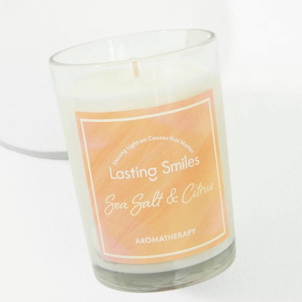 Lasting Smiles Sea Salt & Citrus Aromatherapy Candle